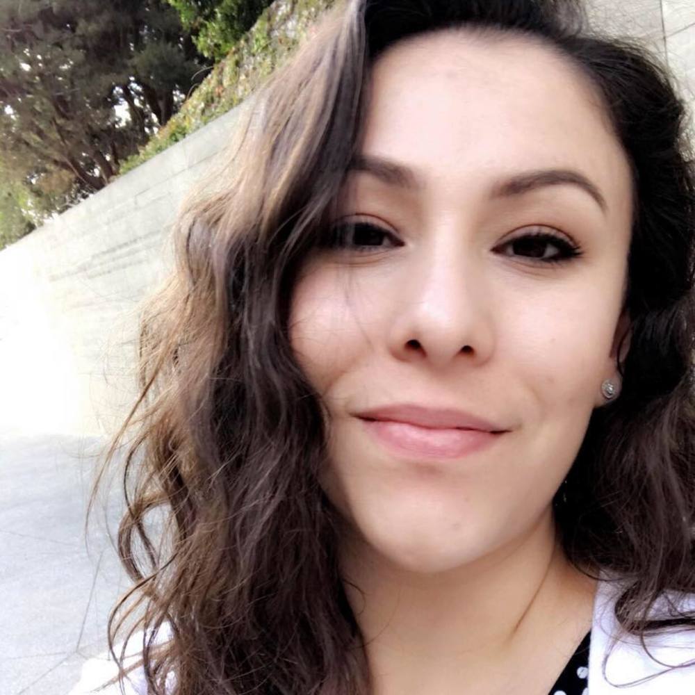 Meet your Posher, Leticia